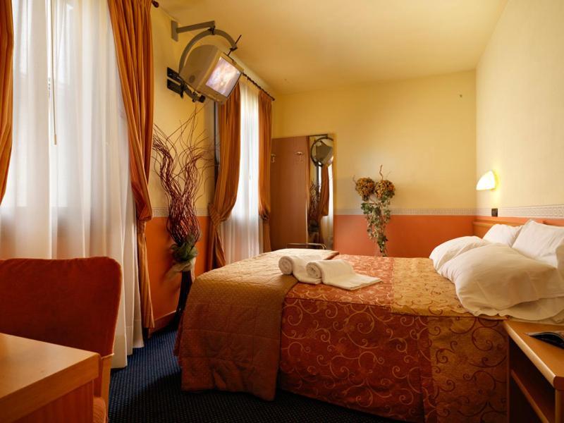 Hotel & Residence Roma Camposampiero Ngoại thất bức ảnh