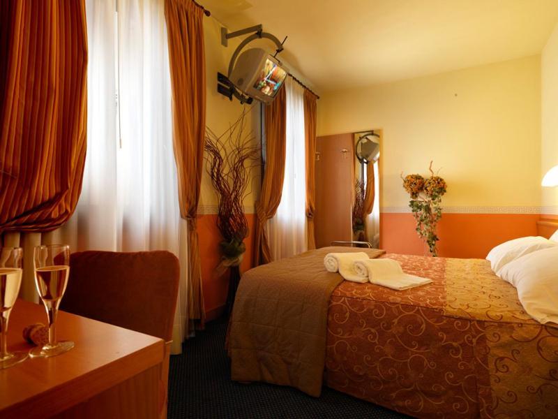 Hotel & Residence Roma Camposampiero Ngoại thất bức ảnh