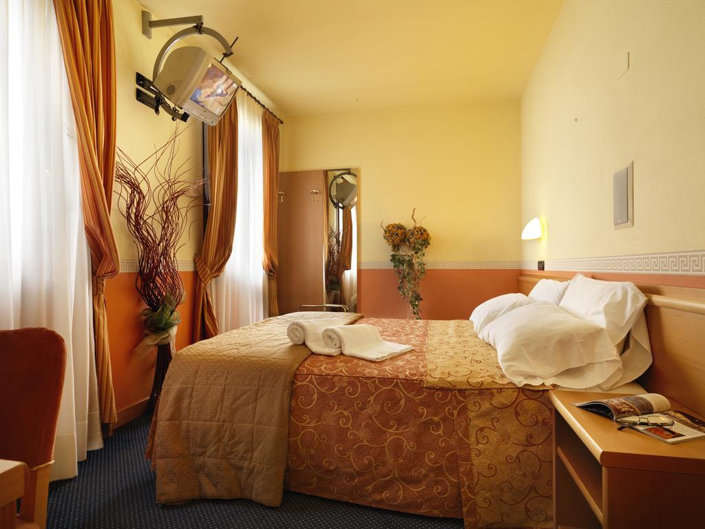 Hotel & Residence Roma Camposampiero Ngoại thất bức ảnh