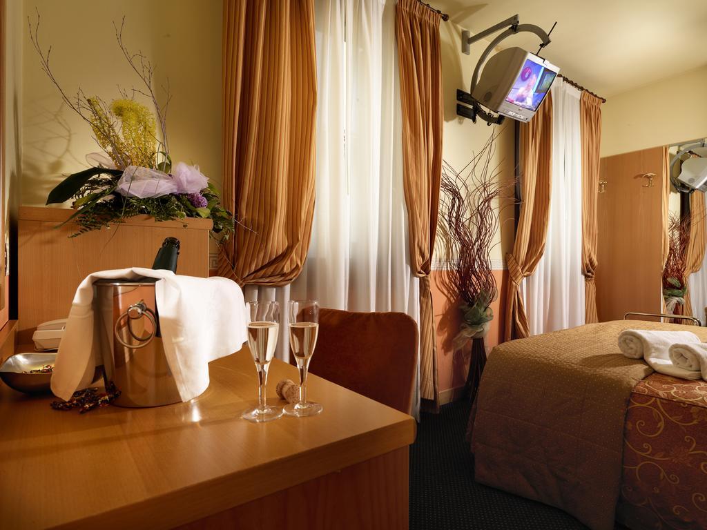 Hotel & Residence Roma Camposampiero Ngoại thất bức ảnh